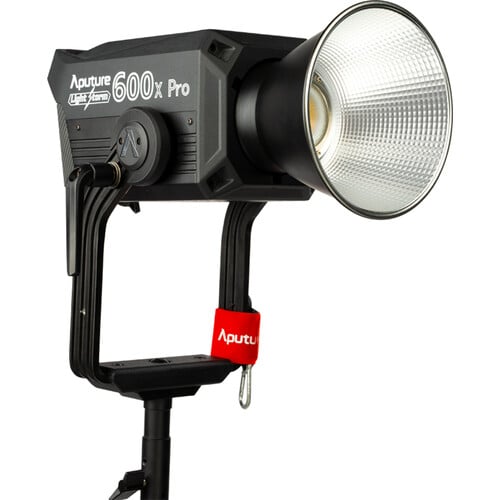aputure-600x
