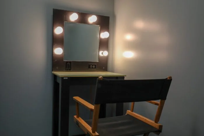 Rent Stage Green Screen / White Cyc Soundstage - Image 5