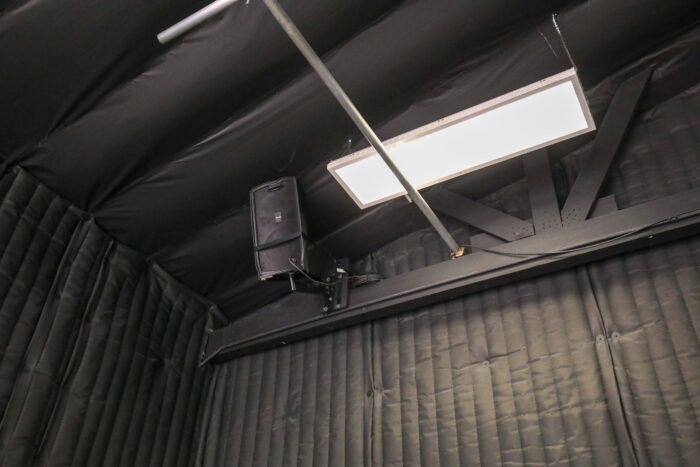 Rent Stage Green Screen / White Cyc Soundstage - Image 10