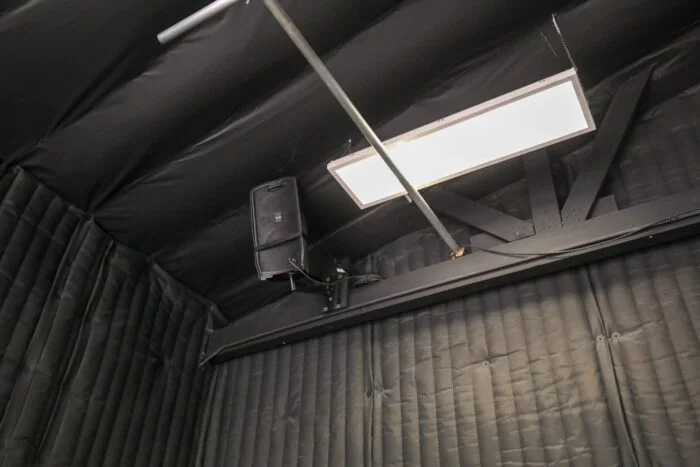Rent Stage Green Screen / White Cyc Soundstage - Image 10